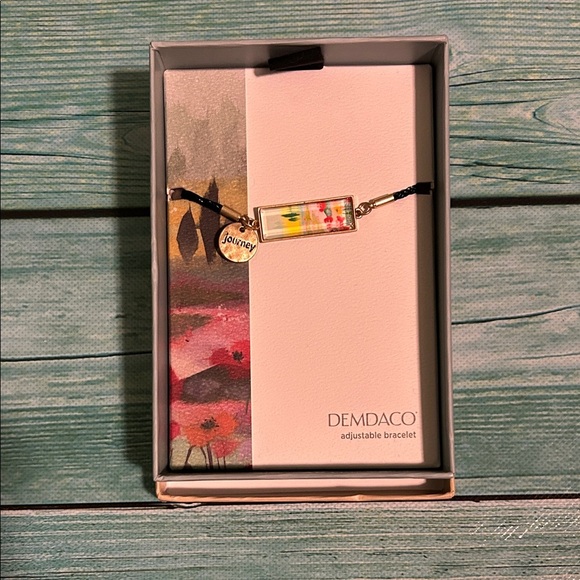 Demdaco Adjustable Bracelet with Colorful Charm - Picture 1 of 1